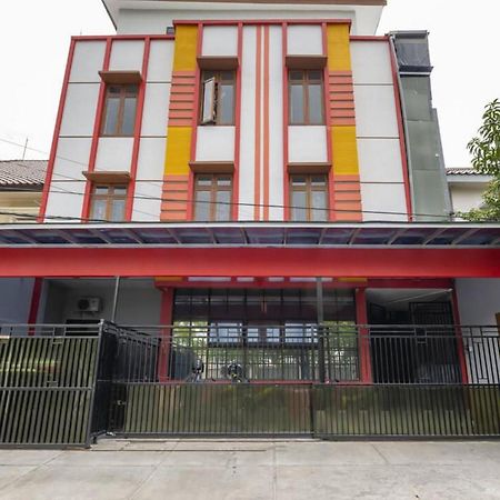RedDoorz @ Jemursari Surabaya 2 Exterior foto